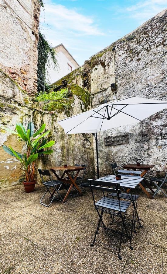 Se Velha Suites Coimbra Luaran gambar